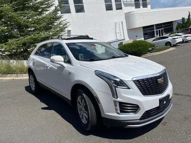 Used 2020 Crystal White Tricoat Cadillac Premium Luxury FWD image 5