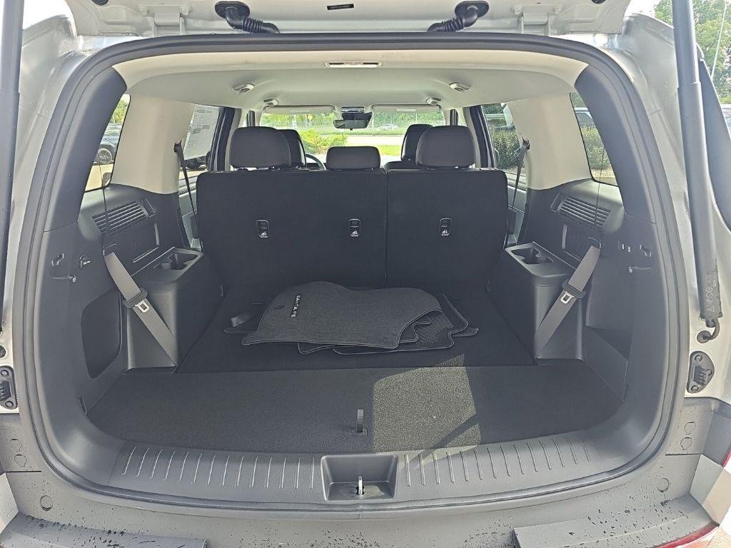 New 2026 Silver Hyundai SE image 37