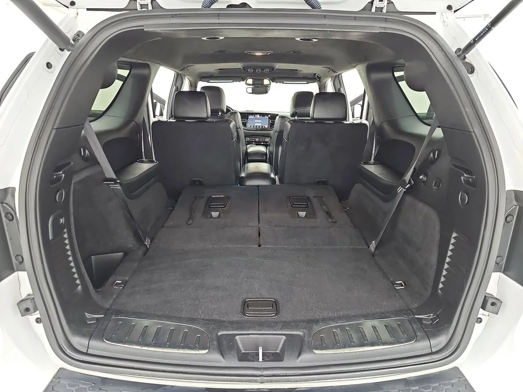 Used 2022 White Dodge Citadel image 16