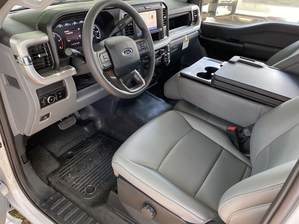 2025 Ford F-250 Super Duty XL - Photo 13