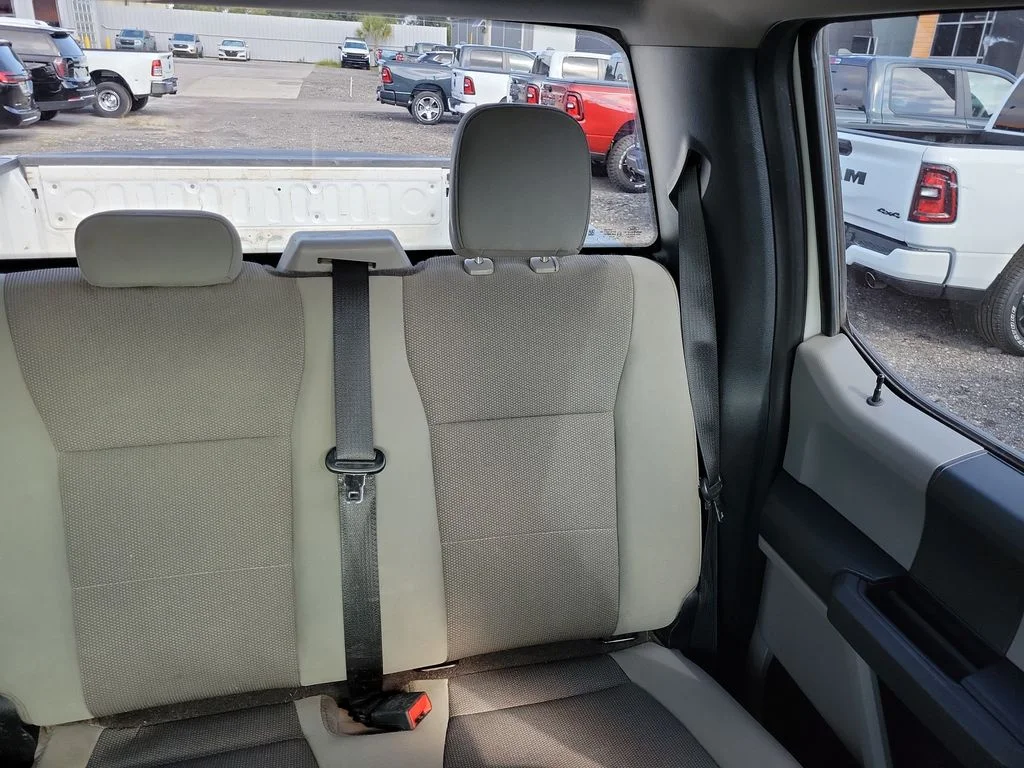 Used 2020 Oxford White Ford XL image 15