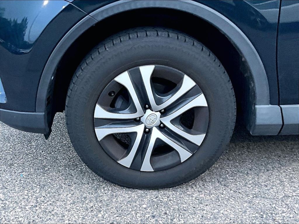 Used 2017 Blue Toyota LE image 7