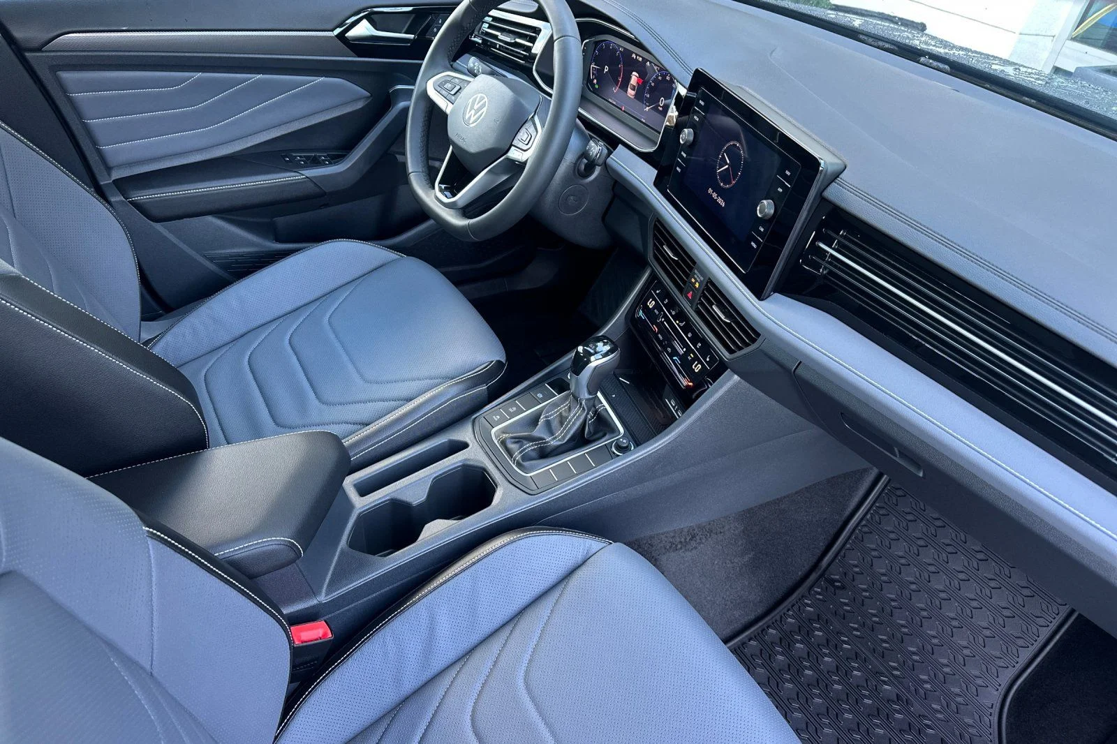 New 2026 Black Volkswagen 1.5T SEL image 13