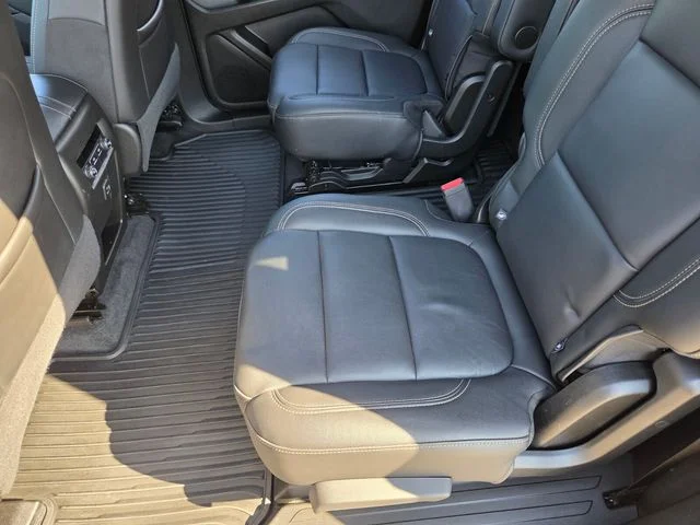 Used 2023 Gray Chevrolet LT Leather image 13