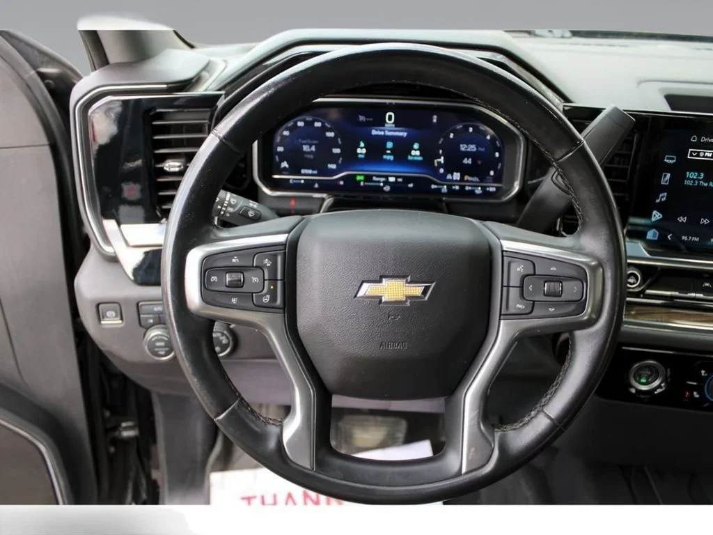 2023 Chevrolet Silverado 1500 LT - Photo 18