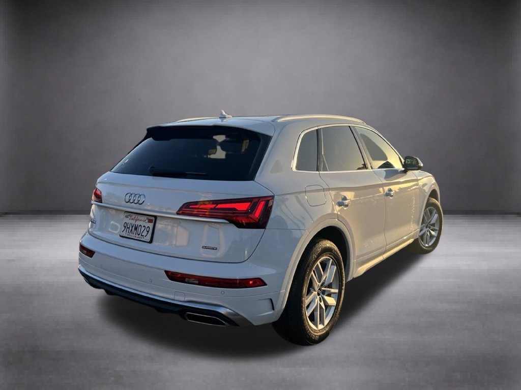 Used 2023 White Audi 45 S line Premium image 8