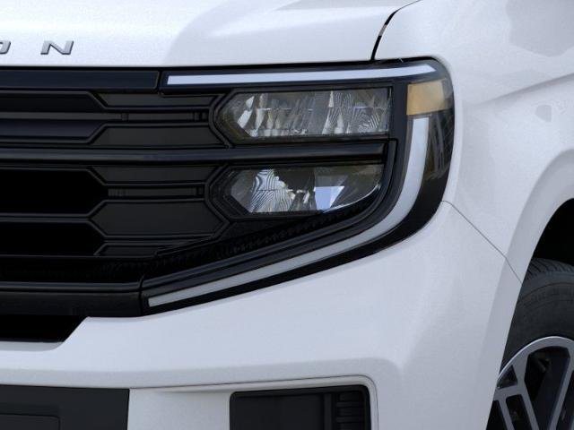 New 2026 Star White Metallic Tri-Coat Ford MAX Active image 38