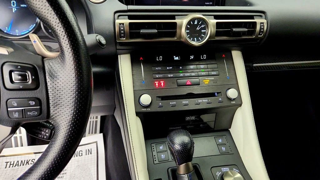 Used 2020 Caviar Lexus RC F RWD w/ Performance Pkg & Mark Levinson Audio image 18