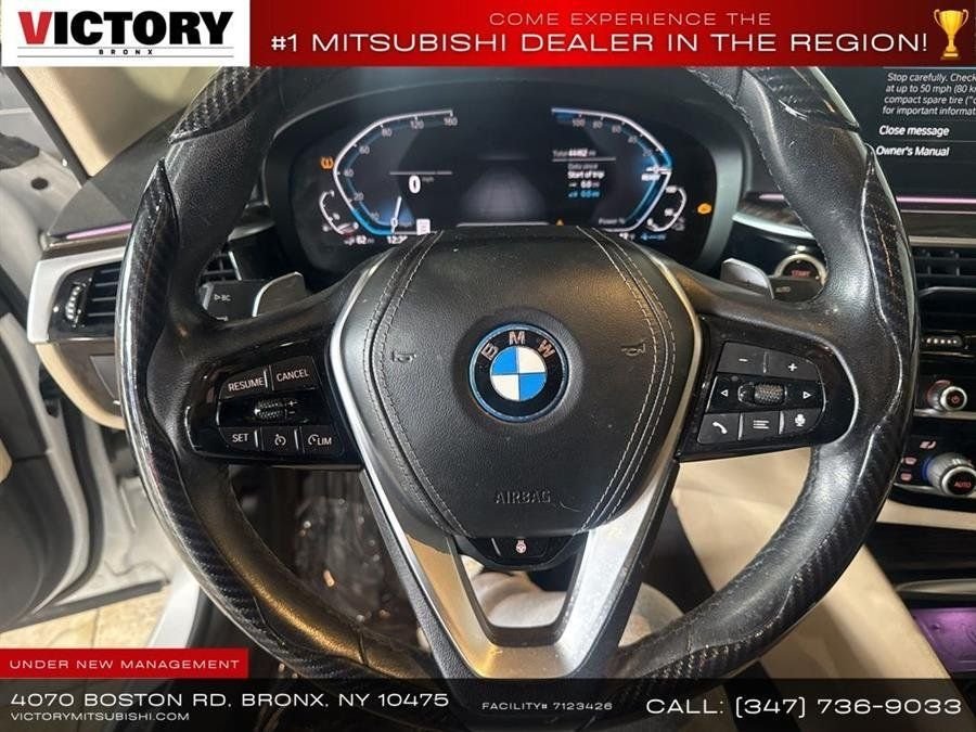 Used 2022 White BMW 530e iPerformance image 40