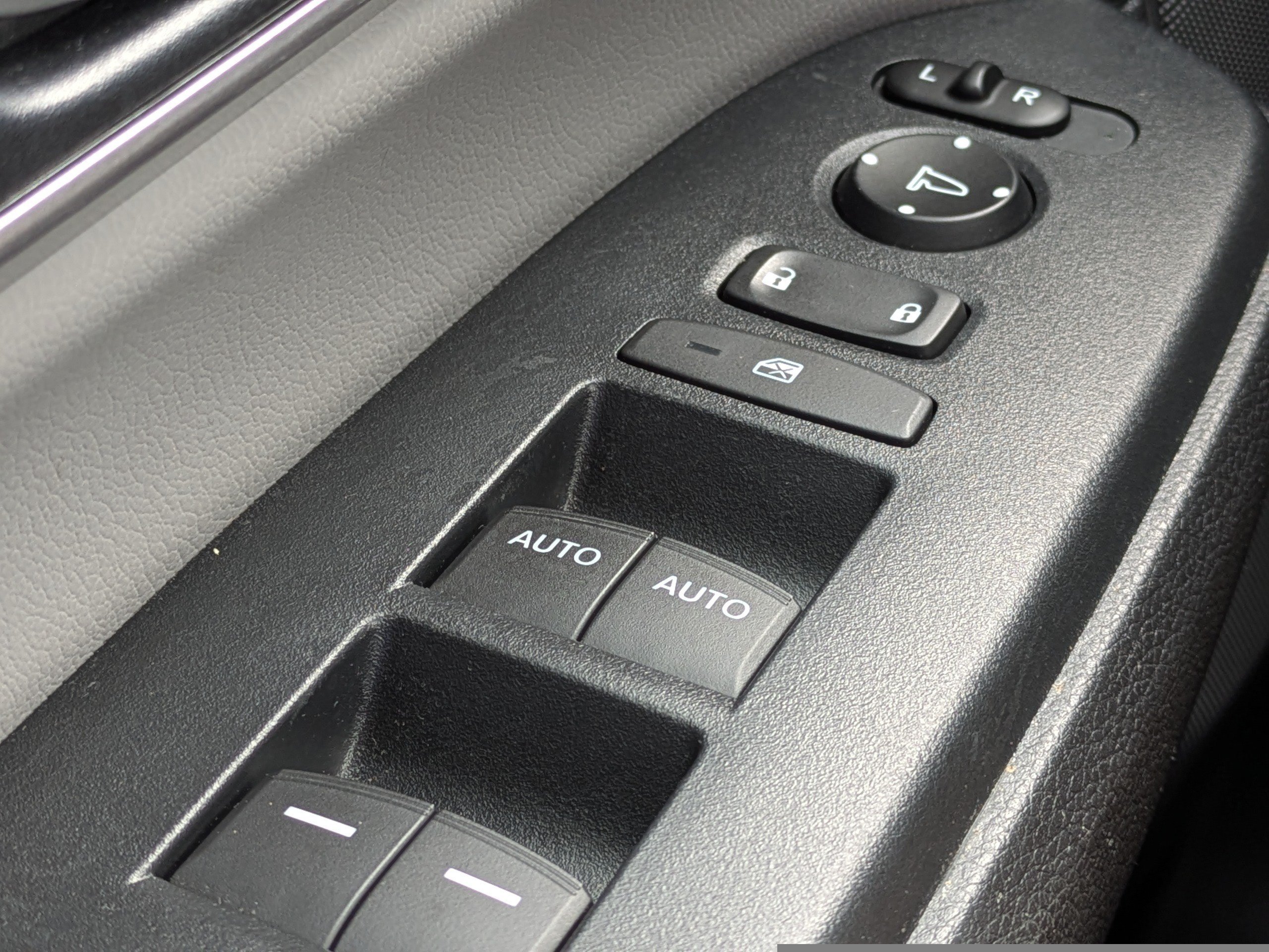 2018 Honda CR-V Touring - Photo 23
