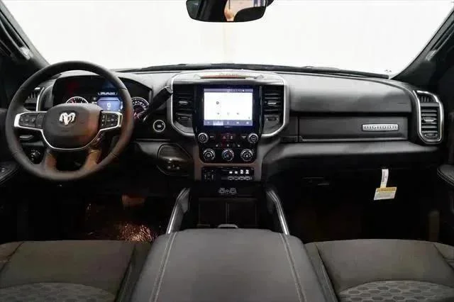 2026 RAM 2500 Big Horn - Photo 9