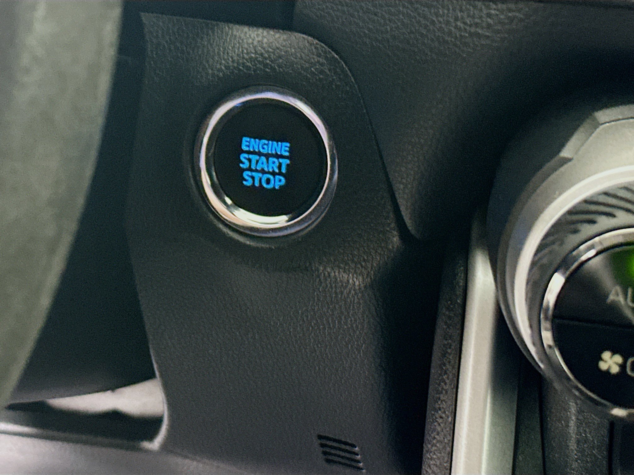 Used 2020 Silver Sky Metallic Toyota XLE image 20