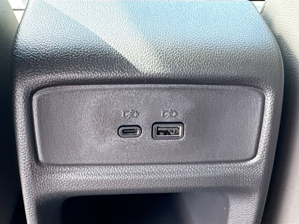 New 2026 Summit White Chevrolet ACTIV image 26