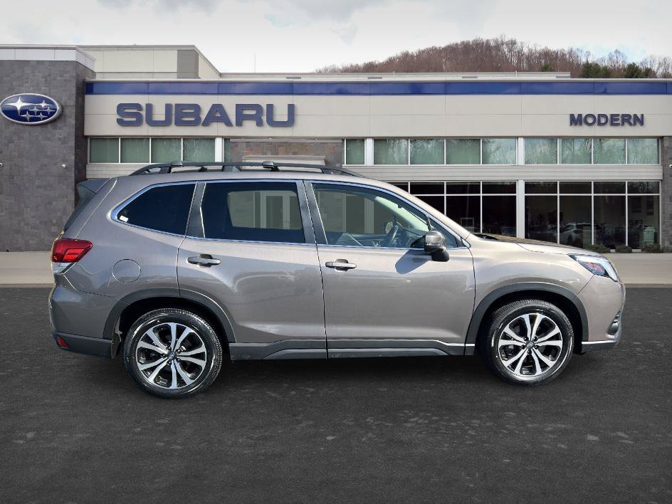 Used 2022 Brilliant Bronze Metallic Subaru Limited image 4