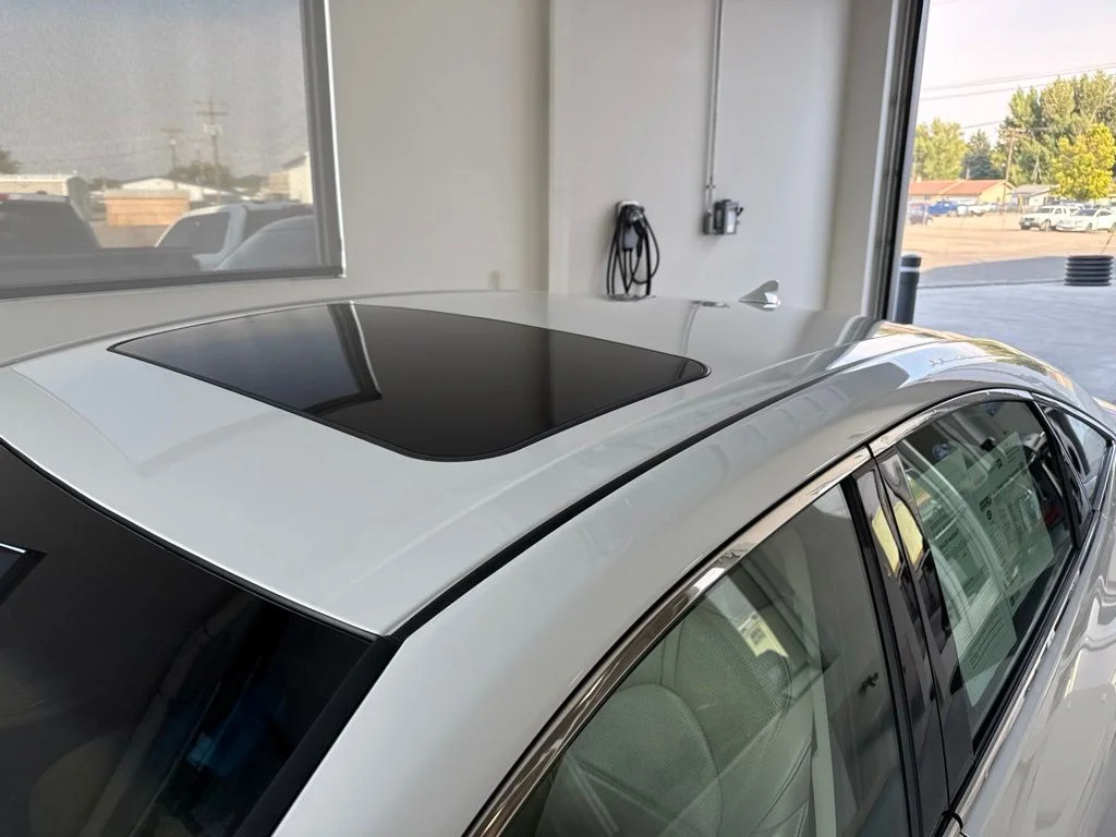 Used 2020 Pearl Toyota Limited image 14