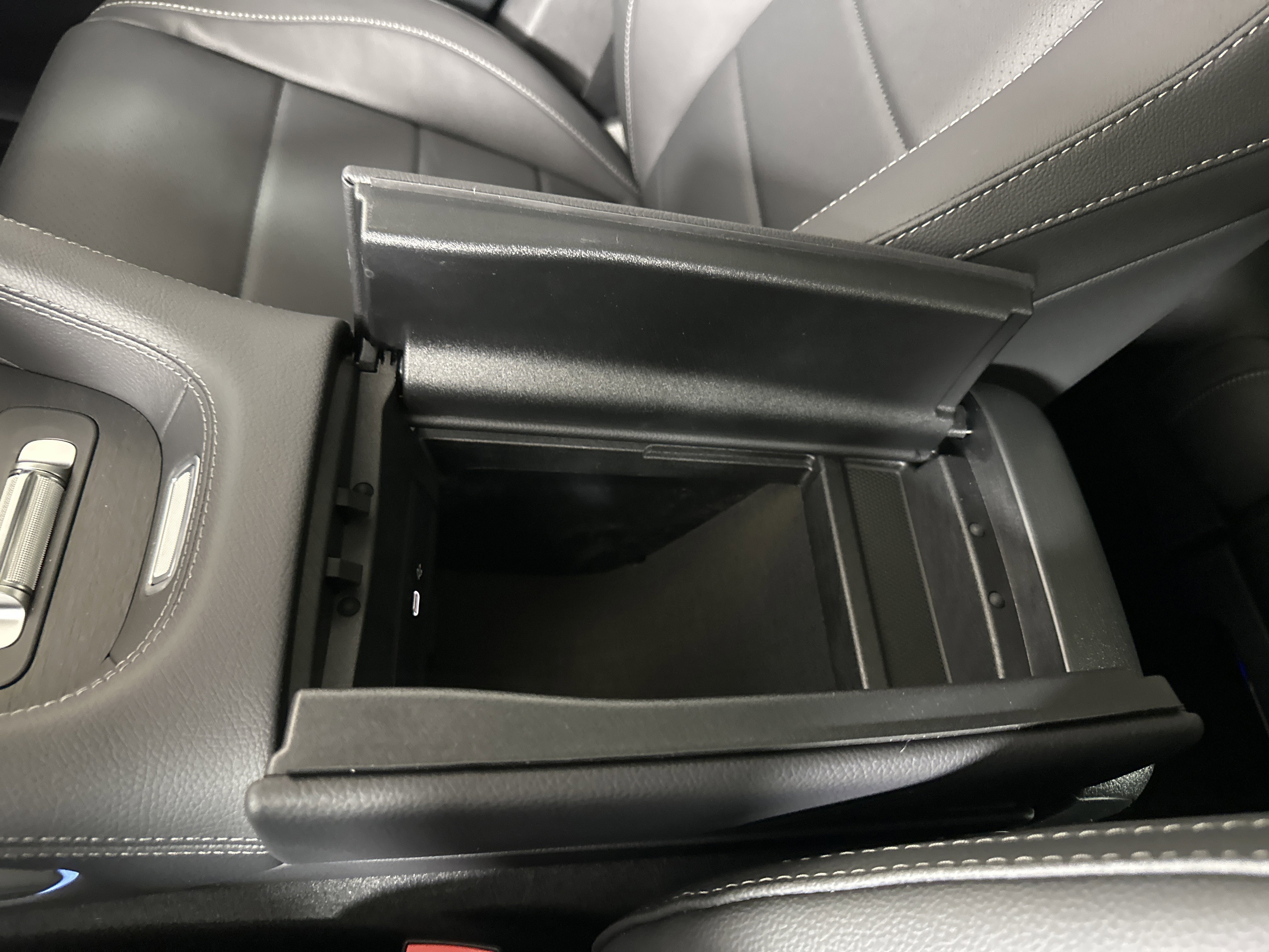 New 2026 Obsidian Black Metallic Mercedes-Benz GLS 450 image 50