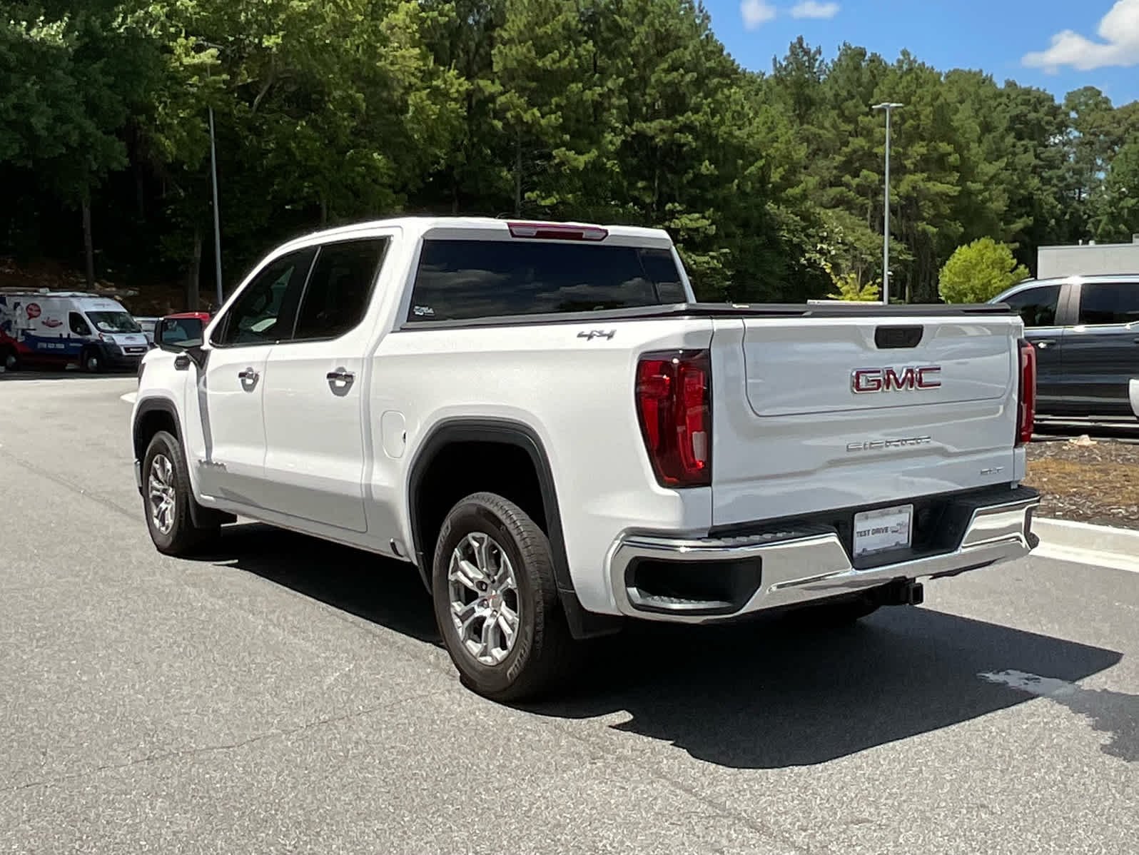 Used 2024 Summit White GMC SLT image 3