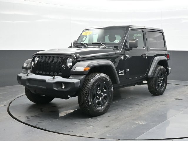 Used 2021 Black Jeep Sport image 3