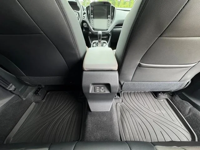 New 2026 MAGNETITE GRAY PEARL Subaru Limited image 31
