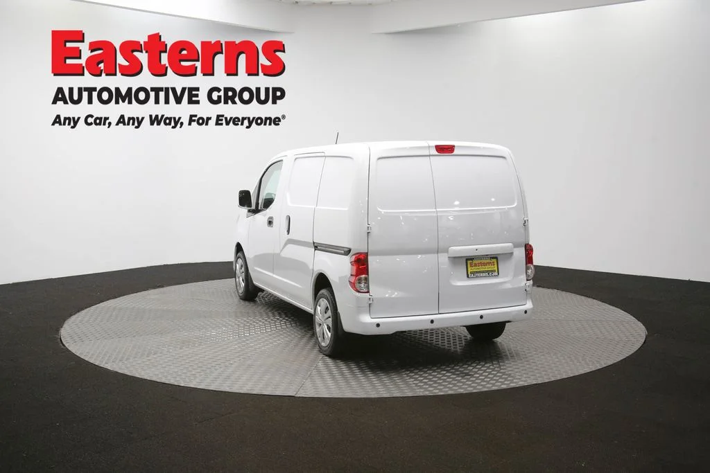 Used 2021 White Nissan SV image 64