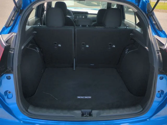 Used 2023 Blue Nissan SR image 28