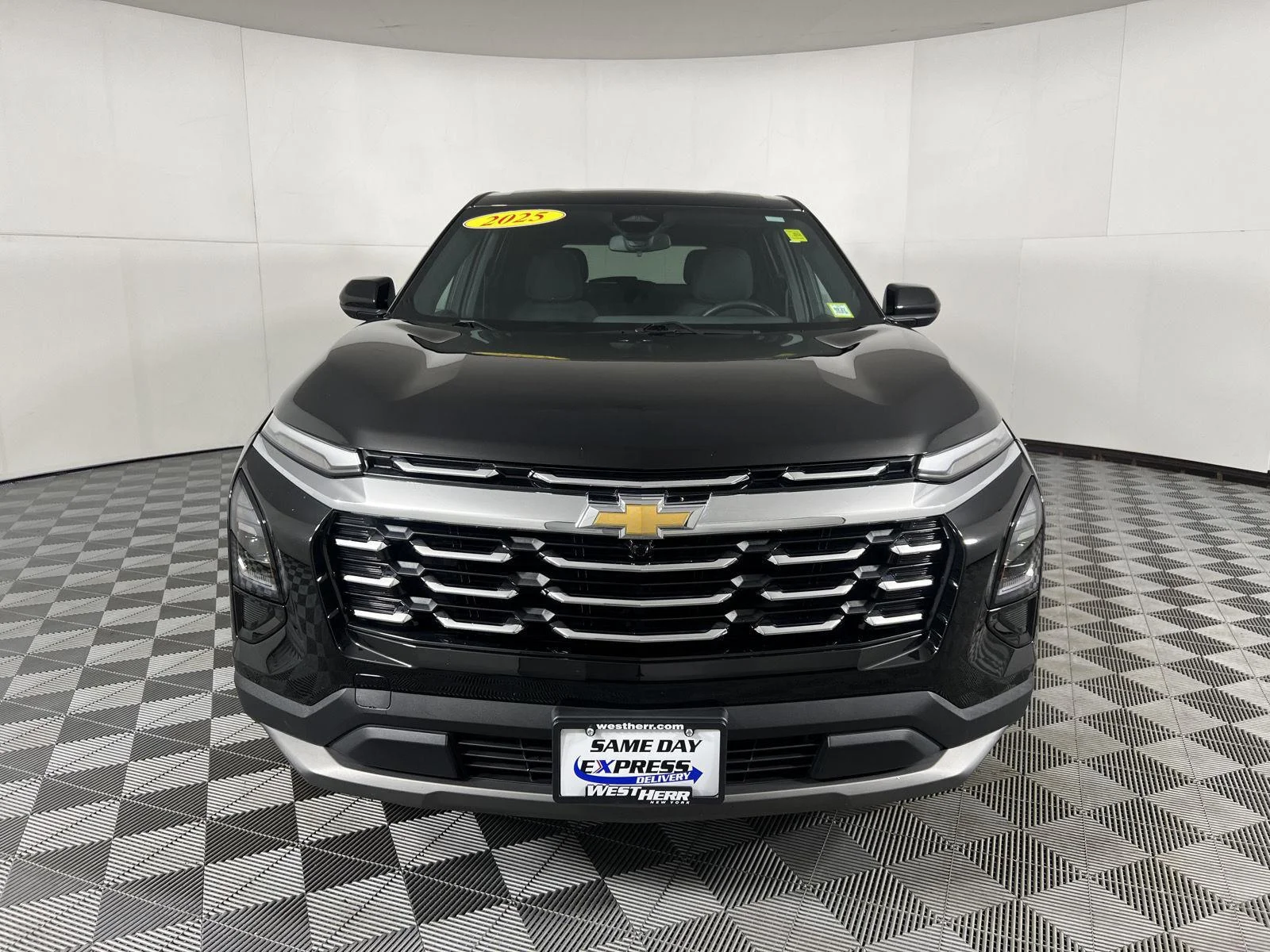 Used 2025 Mosaic Black Metallic Chevrolet LT image 28