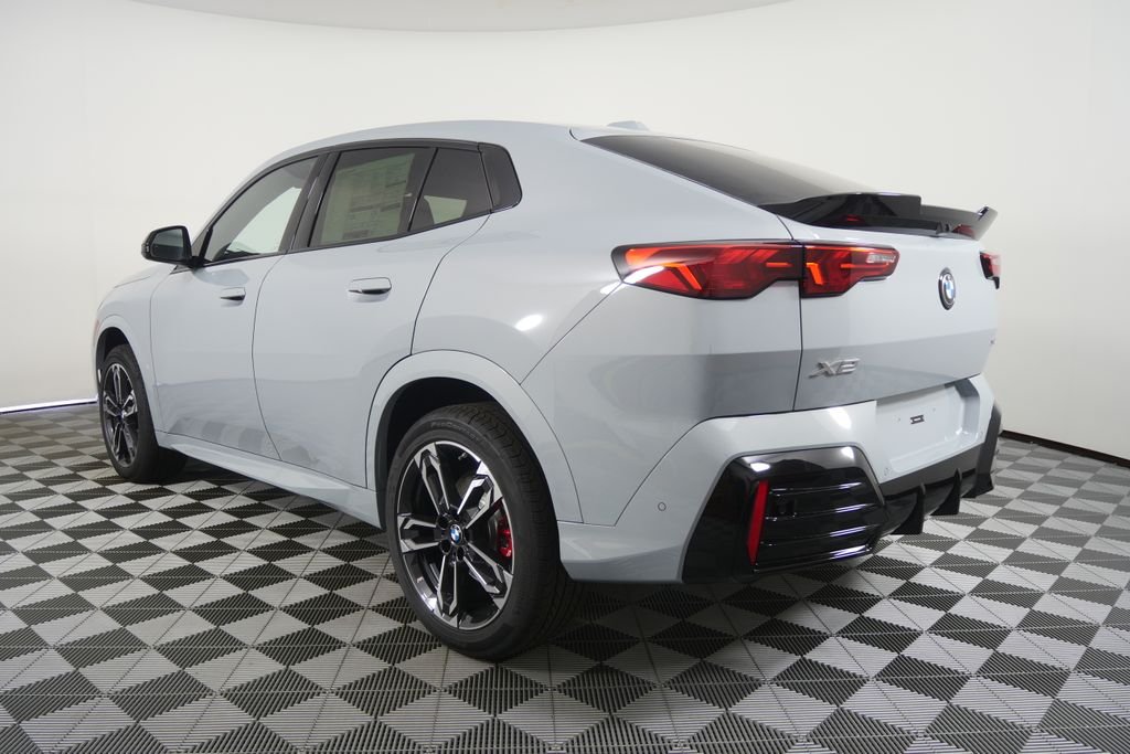 New 2027 Brooklyn Grey Metallic BMW xDrive28i image 6