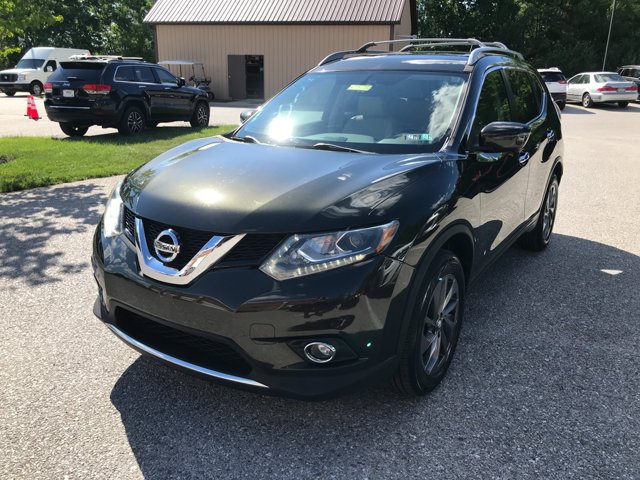 Used 2016 Midnight Jade Nissan SL image 3
