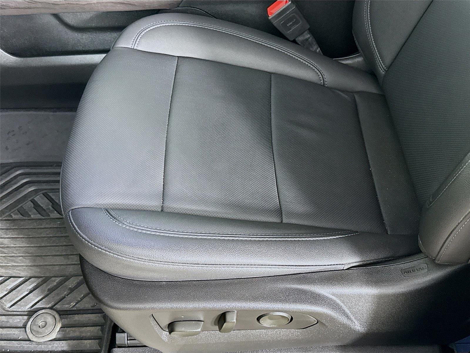 Used 2025 Black Chevrolet LTZ image 21
