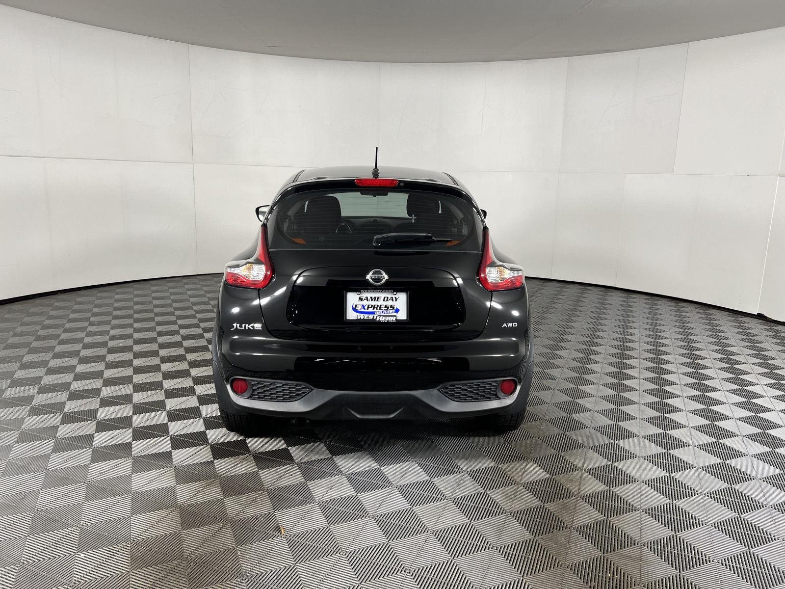 Used 2015 Super Black Nissan S image 24