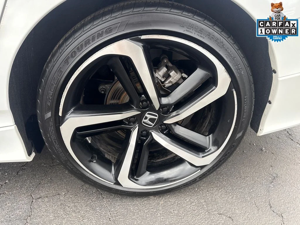 Used 2022 White Honda Sport Special Edition image 33