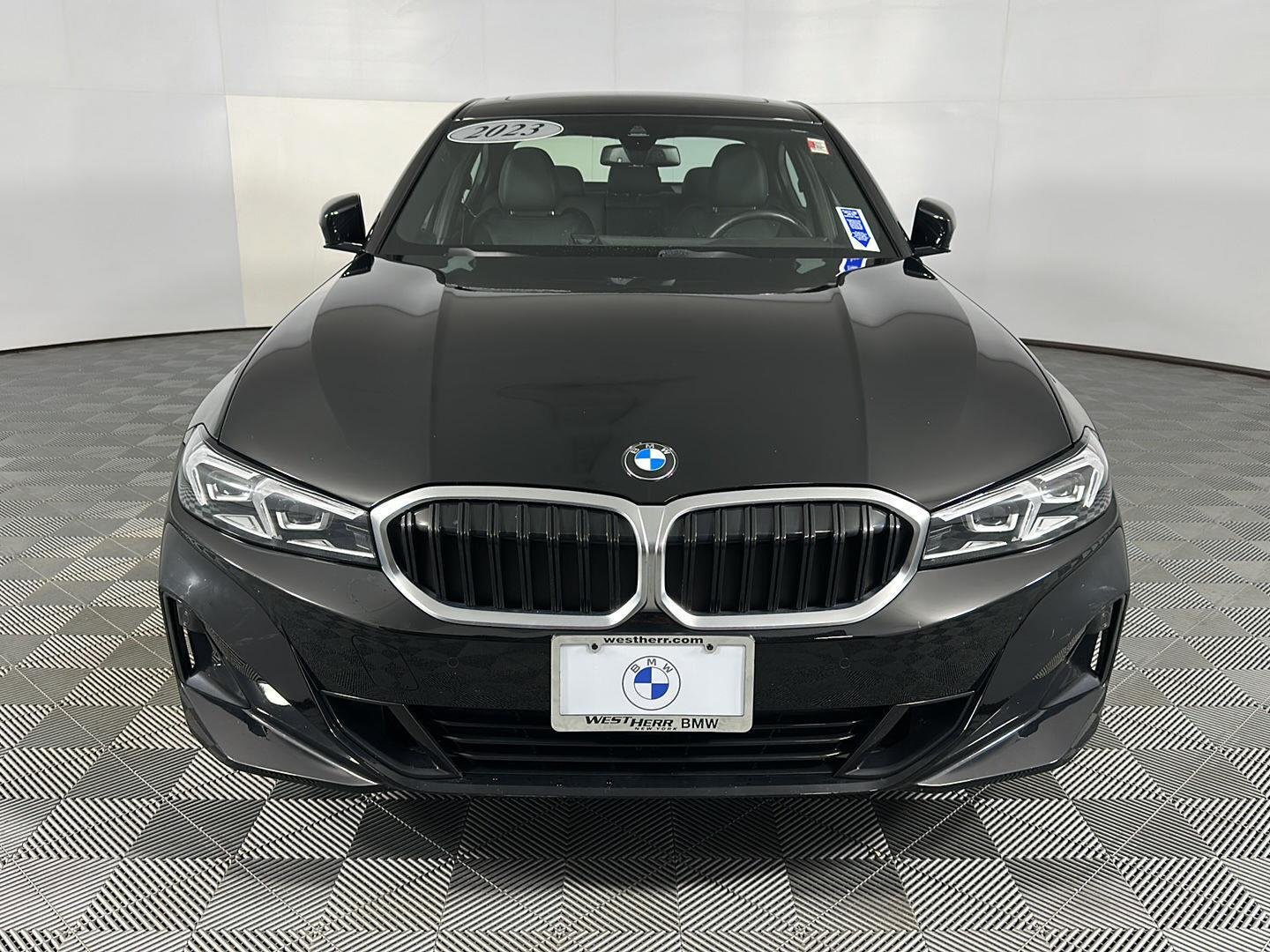 Used 2023 Jet Black BMW 330i xDrive image 3