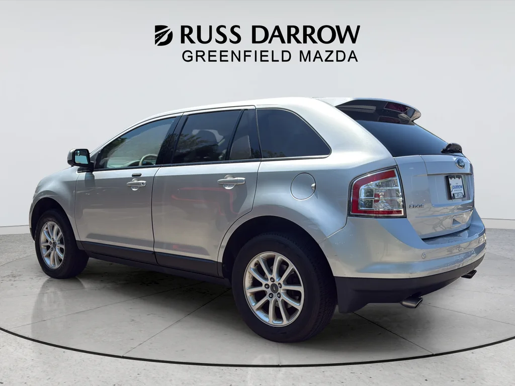 Used 2010  Ford SEL image 3