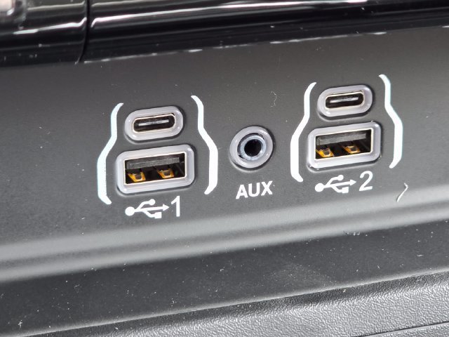 New 2026 Bright White Clear-Coat Exterior Paint RAM Laramie image 16