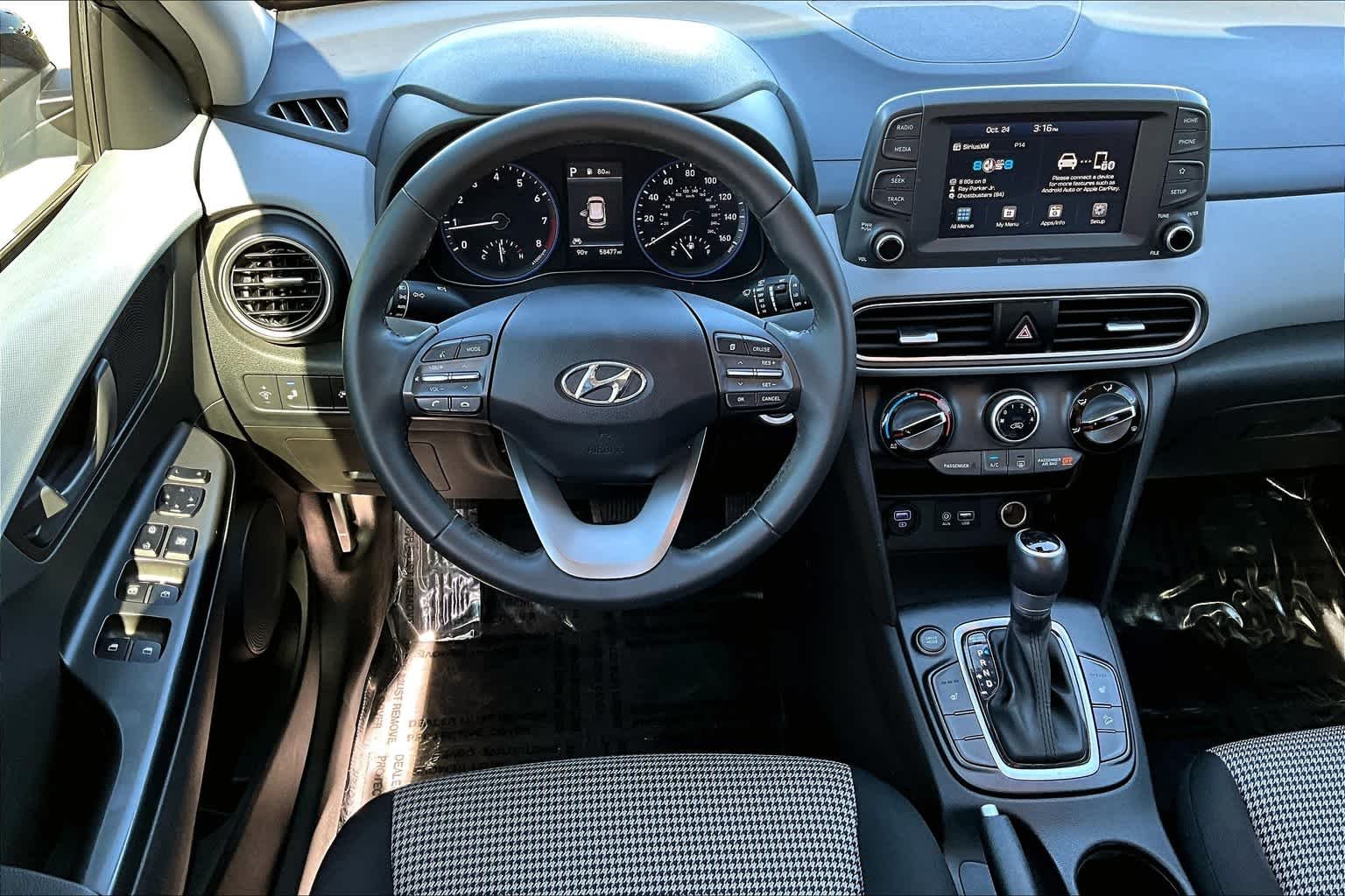 Used 2021 Ultra Black Hyundai SEL image 6
