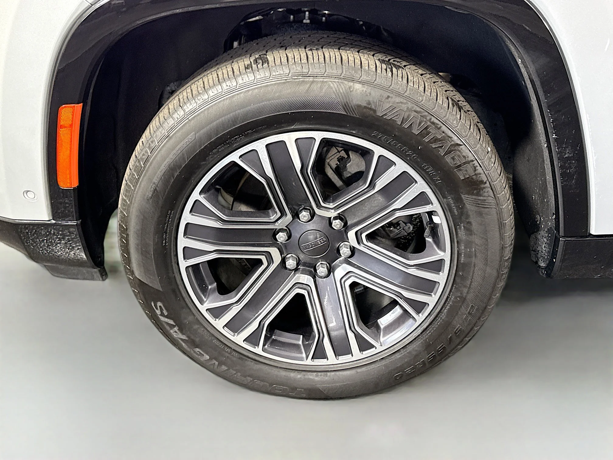 Used 2023 Silver Zynith Jeep Series II image 34