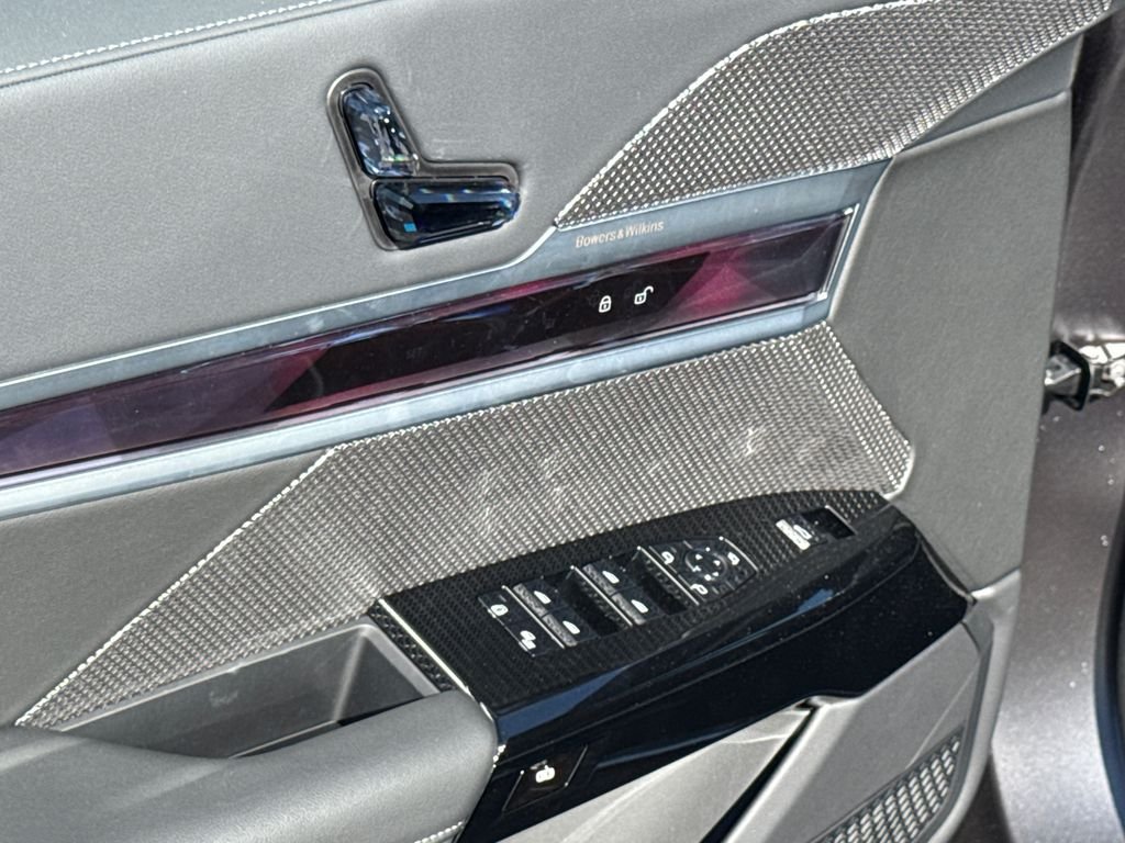 2026 BMW 7 Series 740i - Photo 27