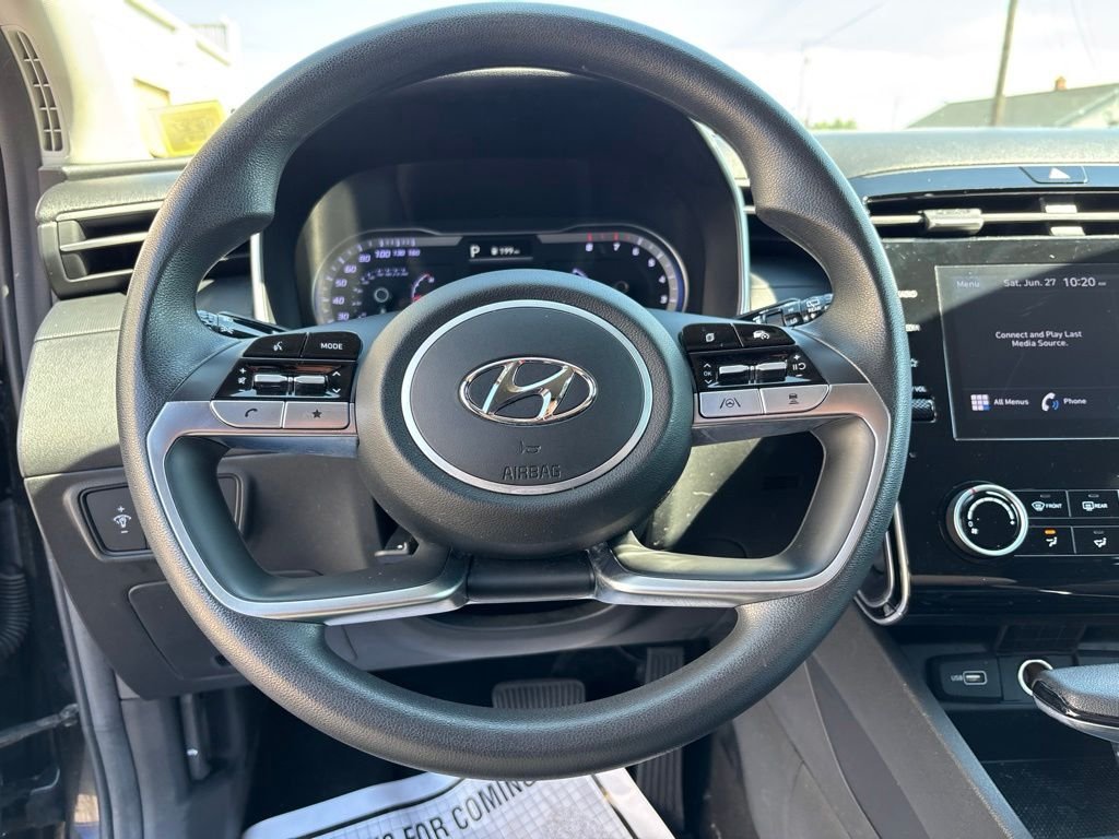 Used 2022 Black Hyundai SEL image 23