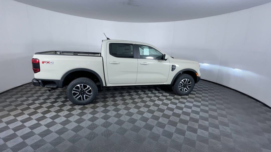 New 2025 Desert Sand Ford Lariat image 9