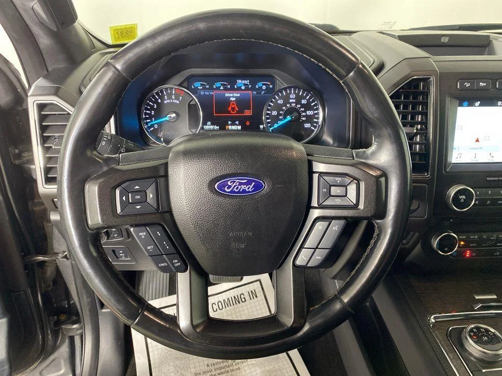 Used 2018 Magnetic Ford Limited image 23