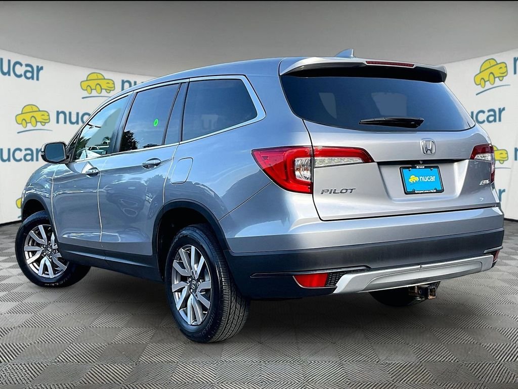 Used 2019 Silver Honda EX image 4