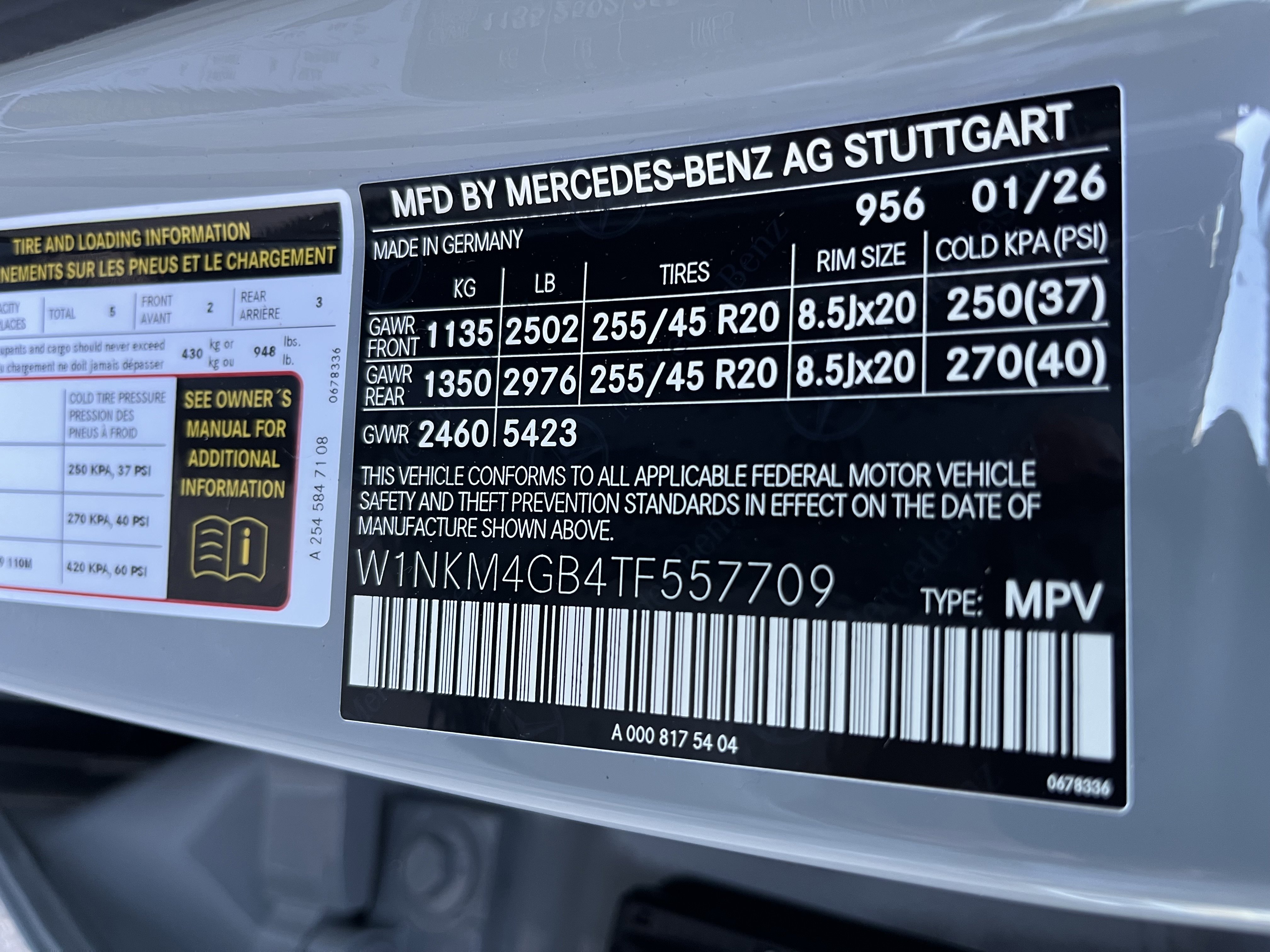 New 2026 MANUFAKTUR Alpine Grey Mercedes-Benz GLC 300 image 30