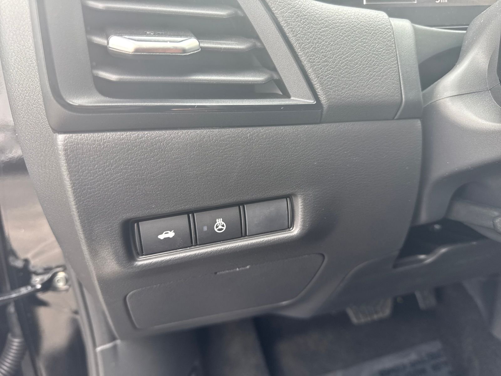 New 2026 Nissan Sentra SV 4D Sedan