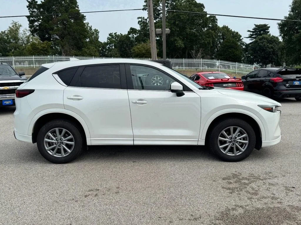 Used 2025 Rhodium White Metallic Mazda 2.5 S Select Package image 2