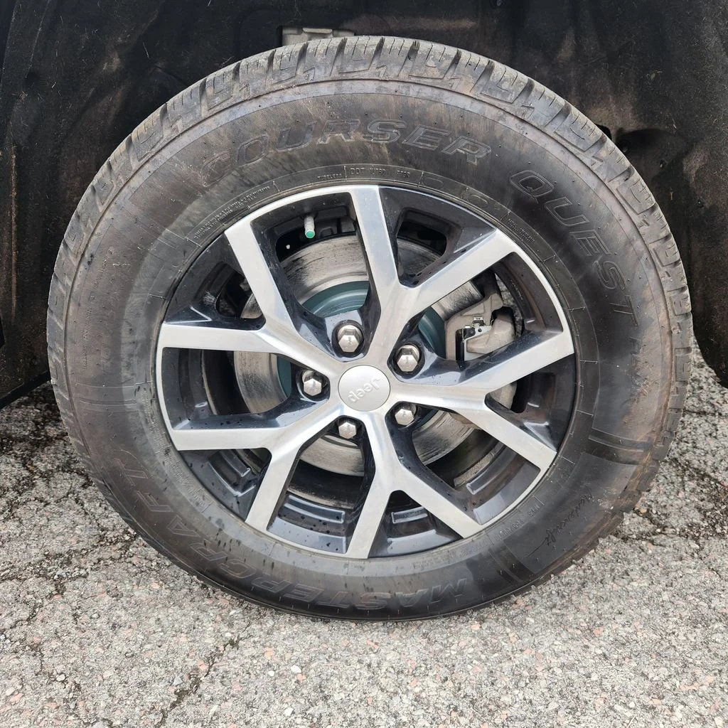 Used 2023 Black Jeep Limited image 48