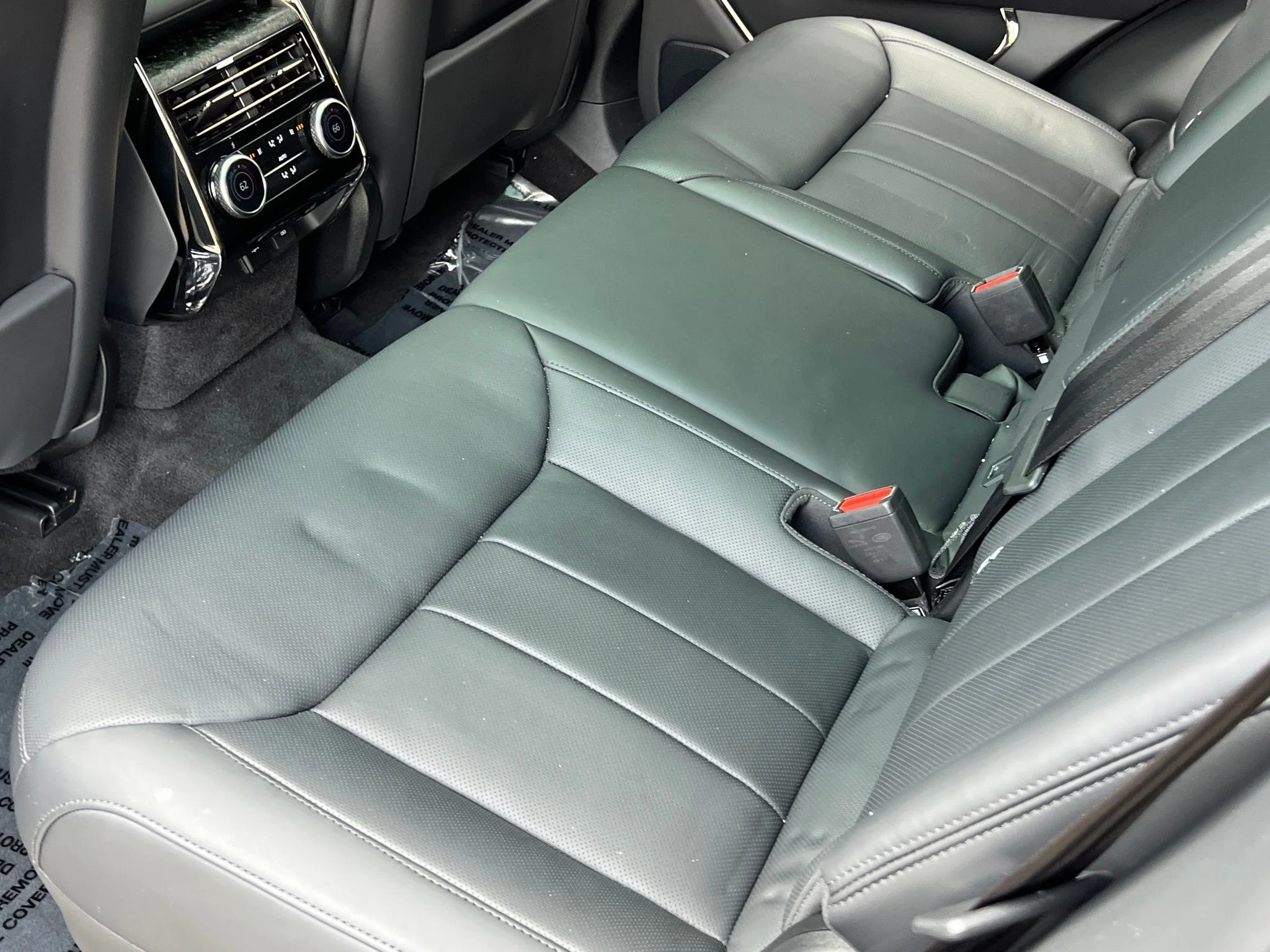 Used 2025 Gray Land Rover Autobiography image 25