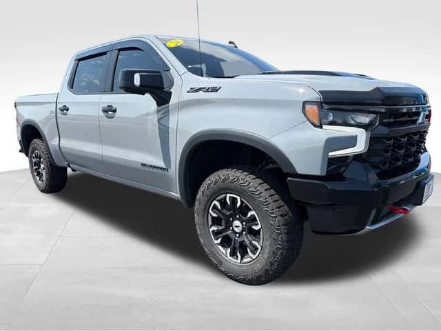 Used 2024 Slate Gray Metallic Chevrolet ZR2 image 9