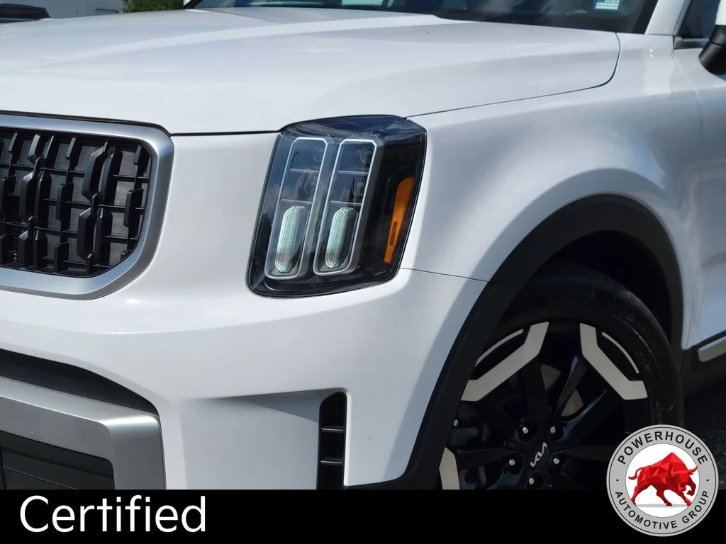 Used 2023 White Kia EX image 11