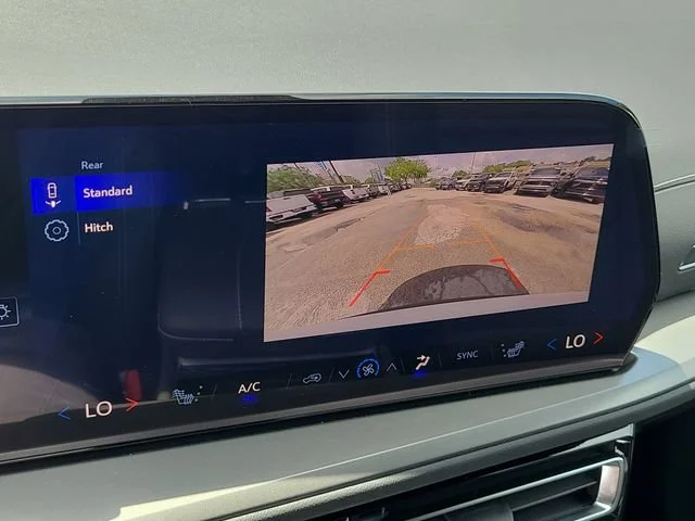 New 2026 Summit White Chevrolet LT image 28