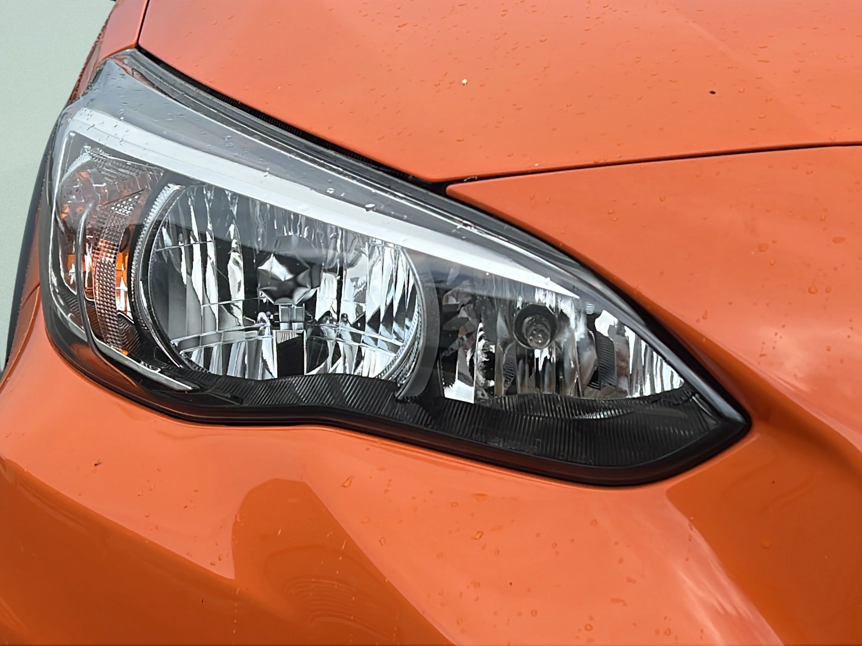 Used 2020 Sunshine Orange Subaru Premium image 9